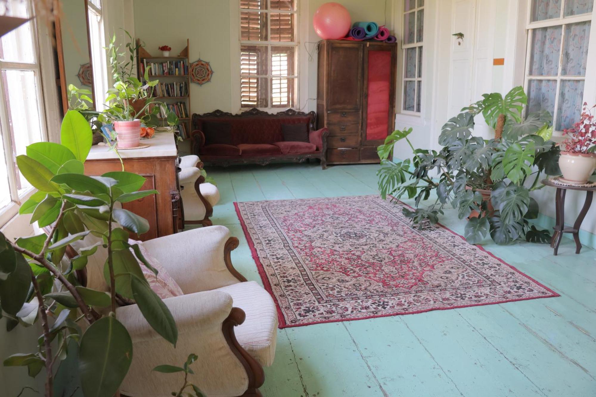 Lotus Garden Hostel Smirne Esterno foto